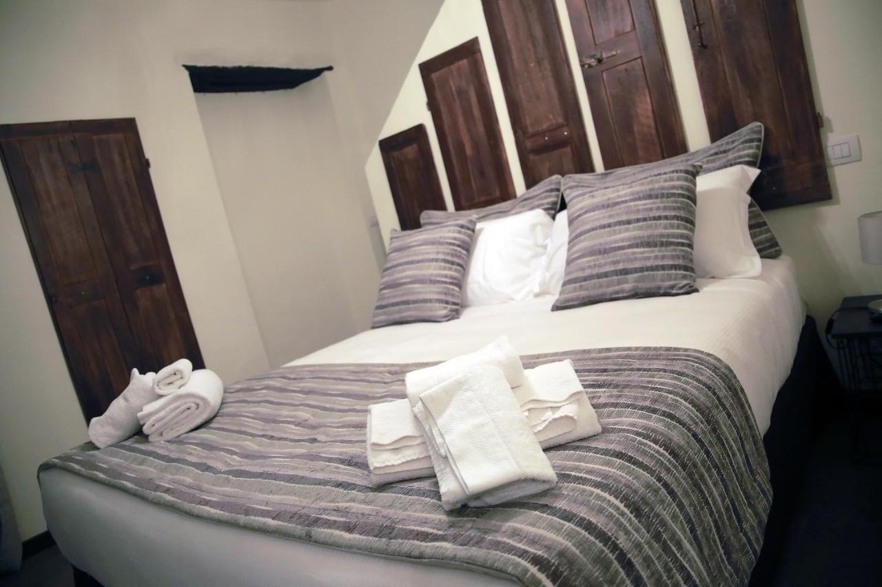 La Canonica - Charming Self-Catering Apartments In Nizza Monferrato Kültér fotó