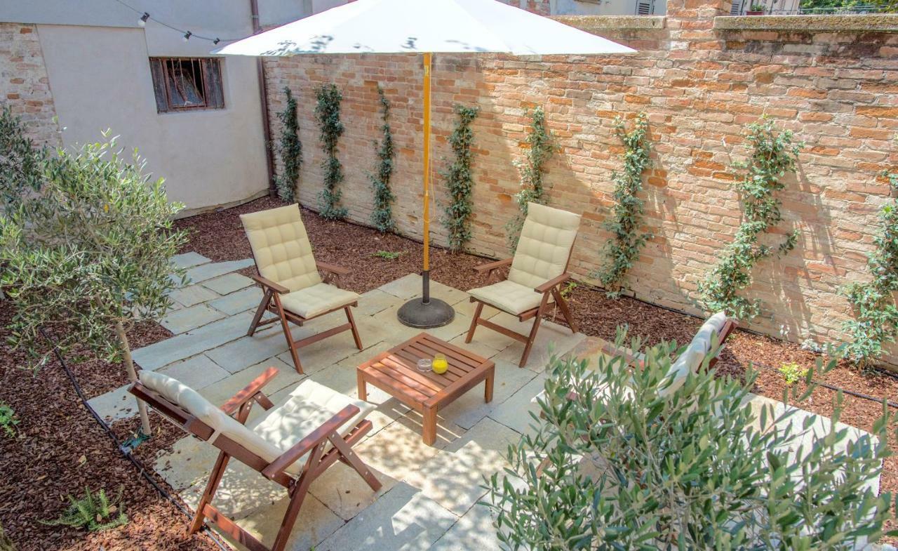 La Canonica - Charming Self-Catering Apartments In Nizza Monferrato Kültér fotó