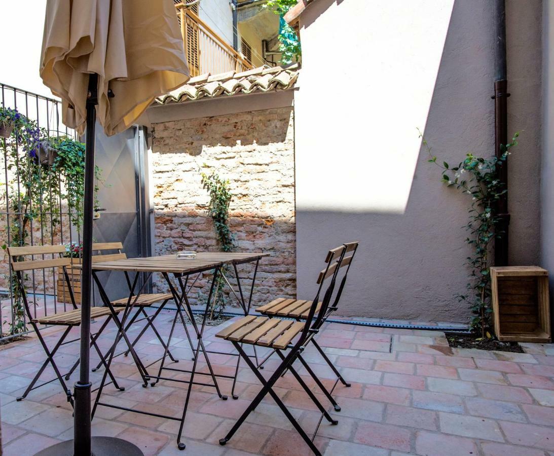 La Canonica - Charming Self-Catering Apartments In Nizza Monferrato Kültér fotó